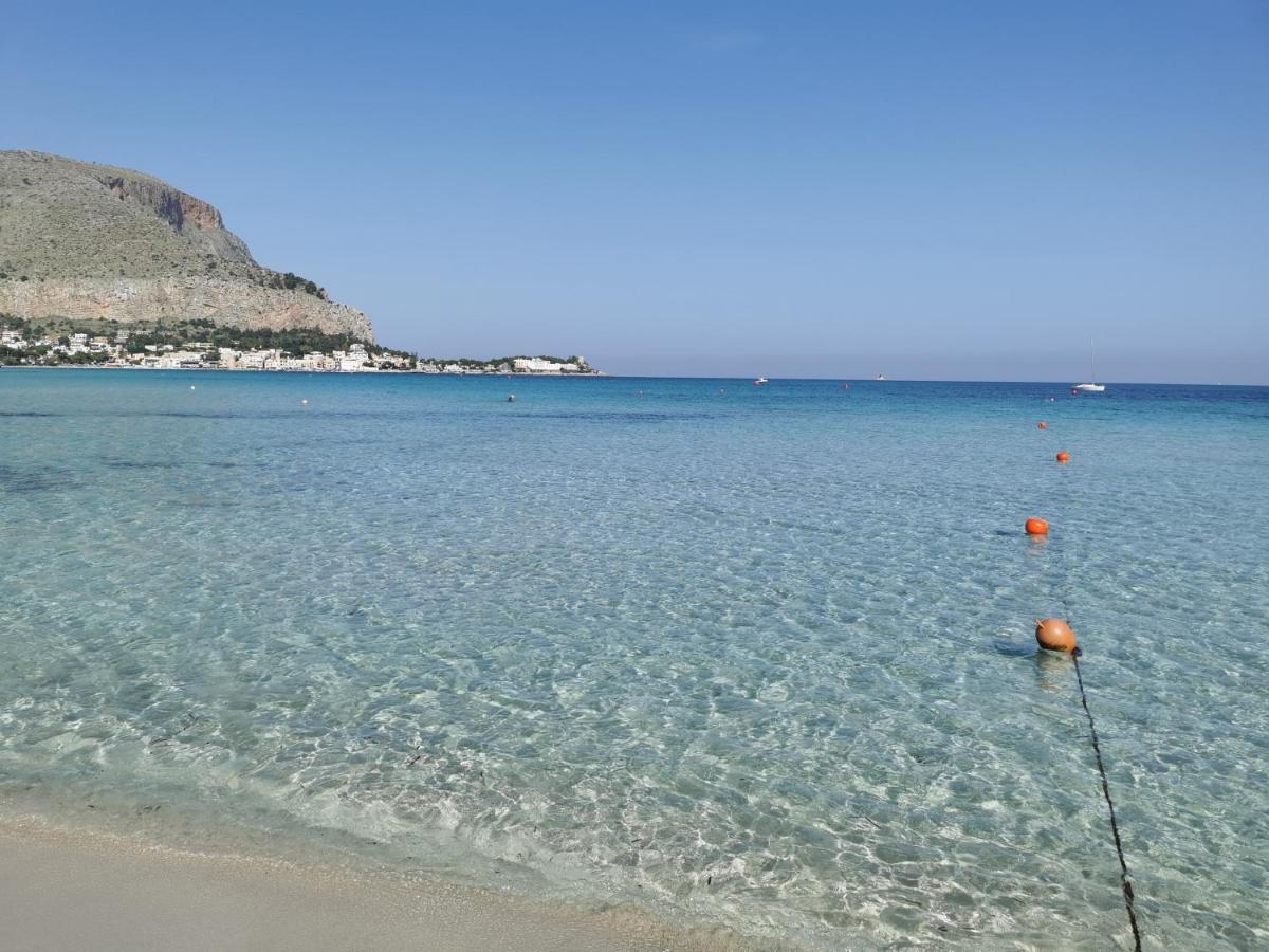 Villa Iris - Mondello Palermo Luaran gambar