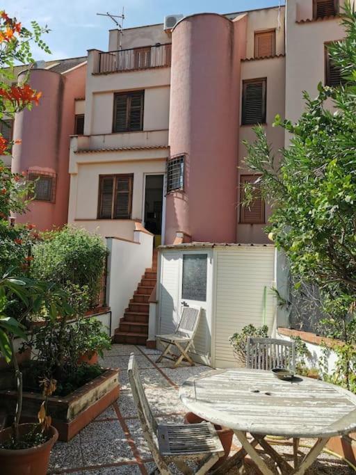 Villa Iris - Mondello Palermo Luaran gambar