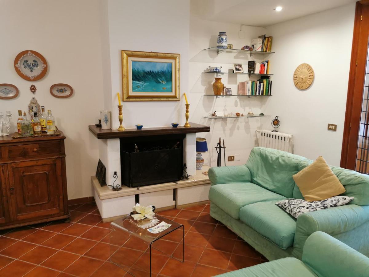 Villa Iris - Mondello Palermo Luaran gambar
